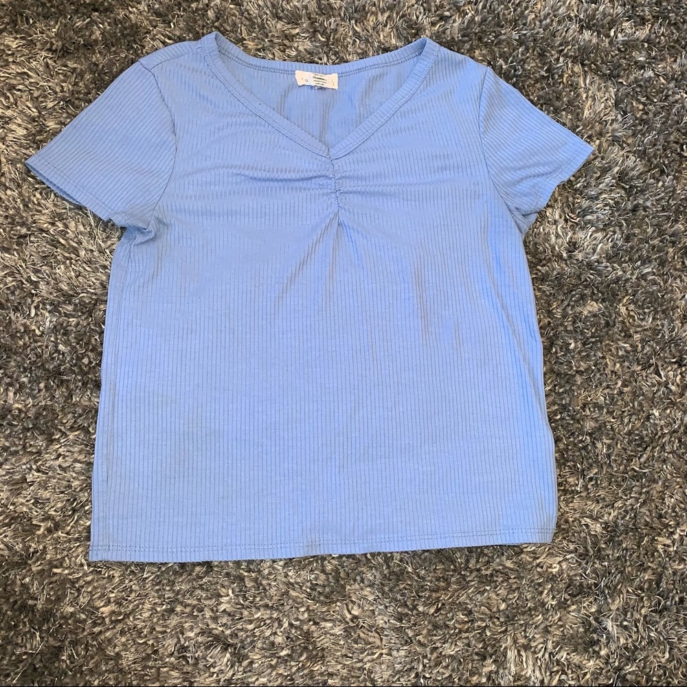 Trendy blue shirt